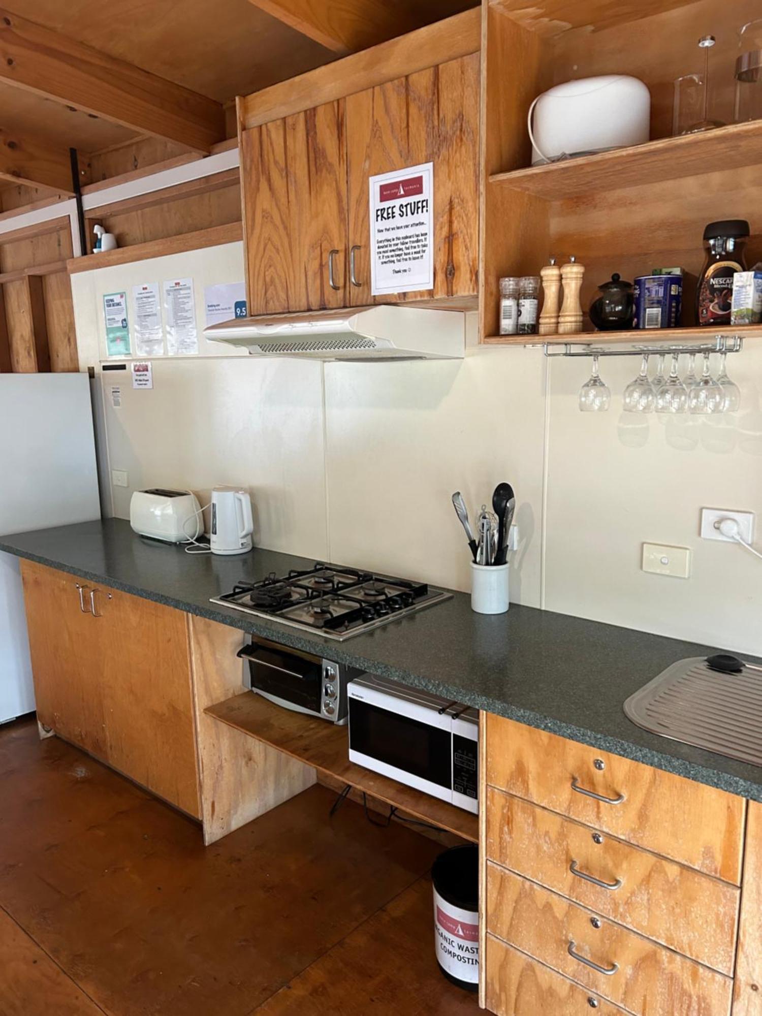 Hotel Base Camp Tasmania New Norfolk Esterno foto