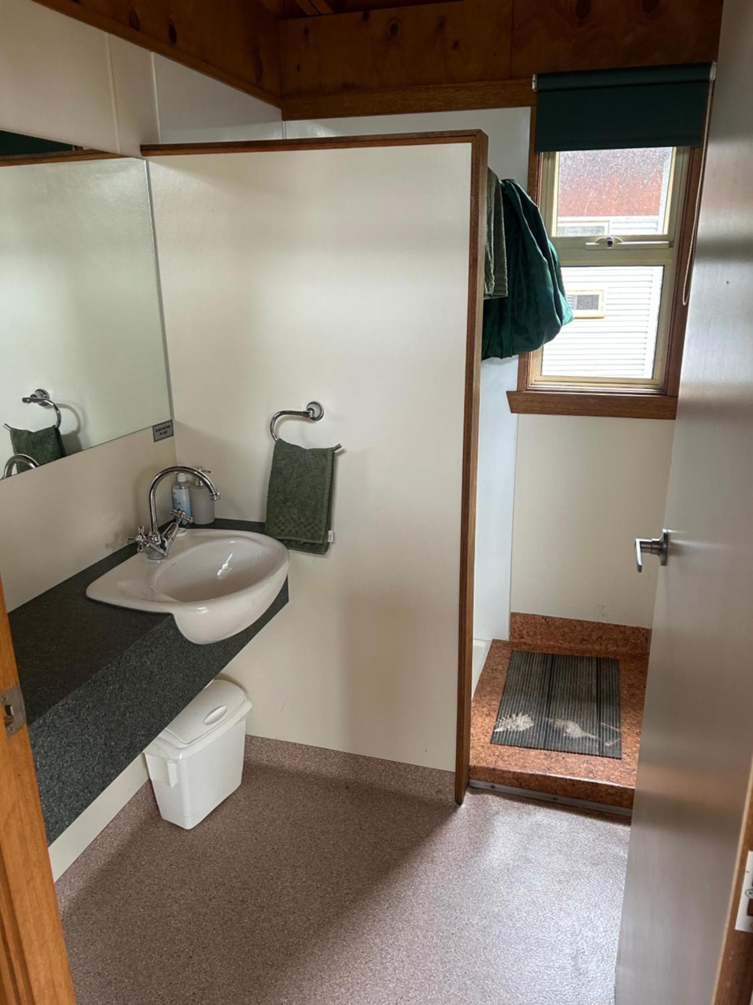Hotel Base Camp Tasmania New Norfolk Esterno foto